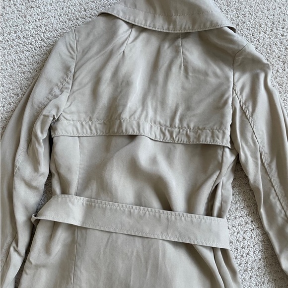 Babaton Tan Trench Coat - Picture 3 of 3